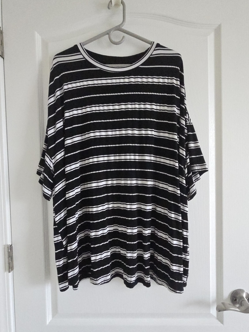 Black & White Striped Short Sleeve Tee
